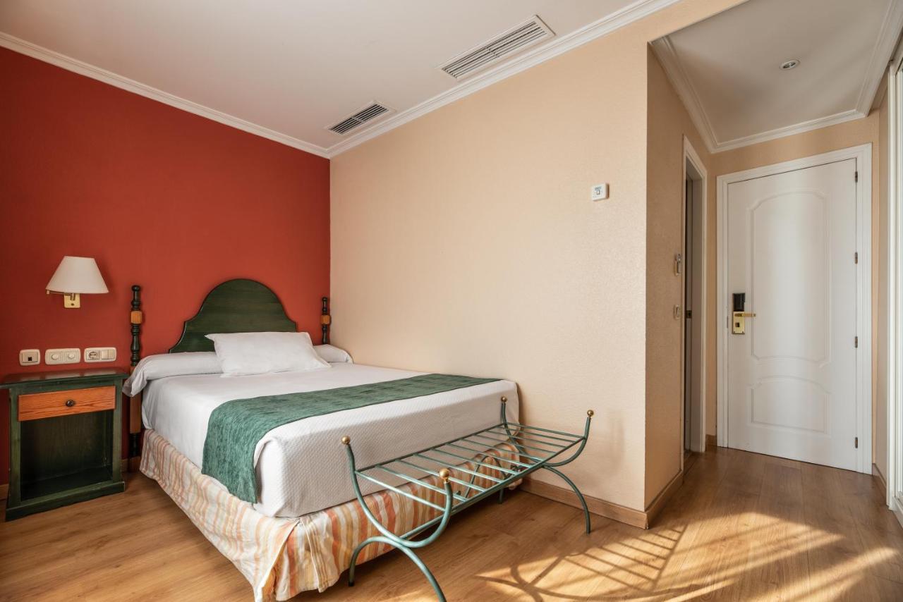 Hotel Rio Badajoz Exterior photo